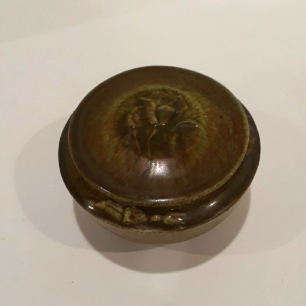 Ceramic Pottery Signed Small Trinket Box With Lid EUC Green Brown